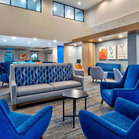 Holiday Inn Express Hotel & Suites Dover By Ihg Exteriör bild