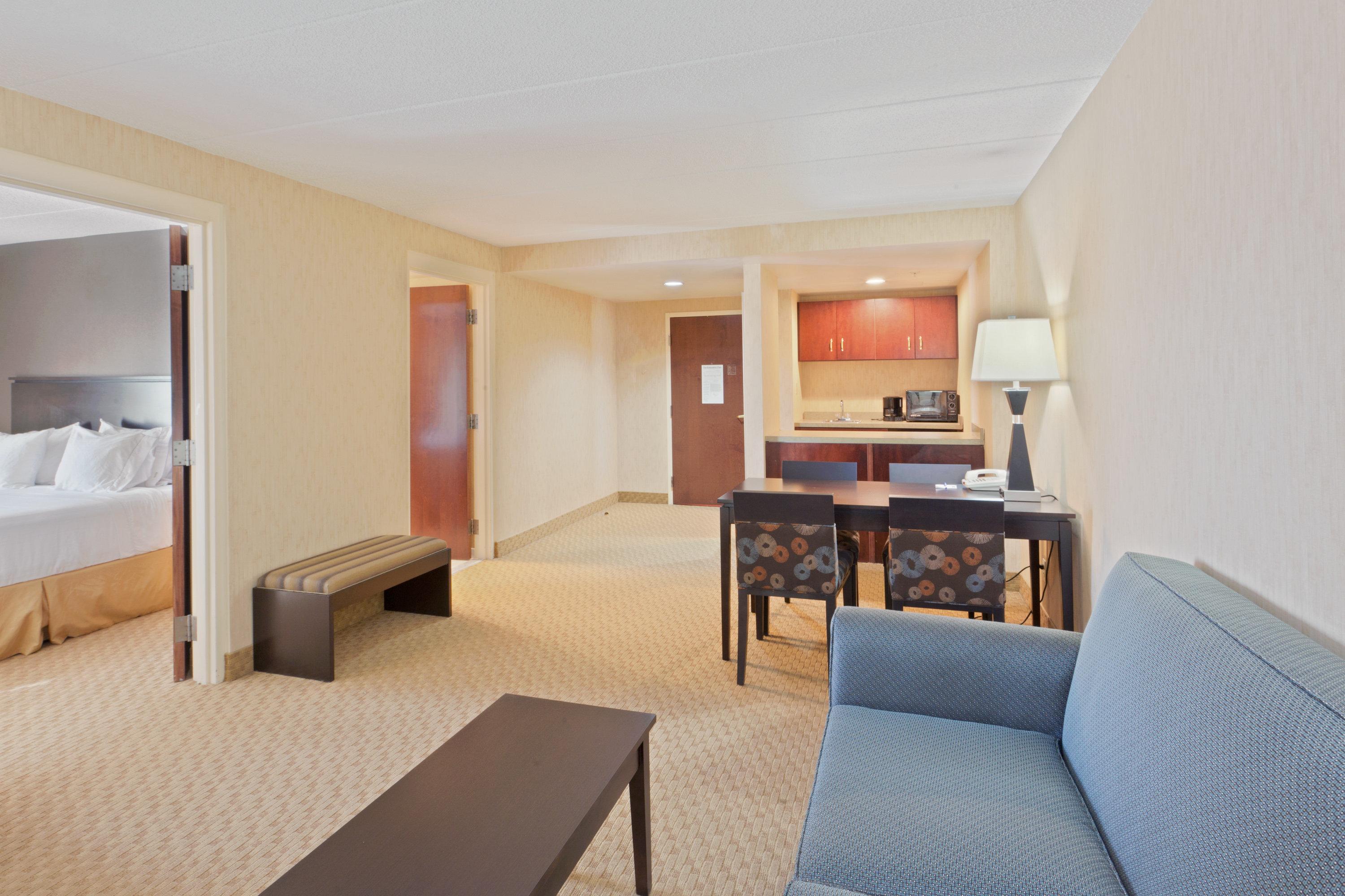 Holiday Inn Express Hotel & Suites Dover By Ihg Exteriör bild