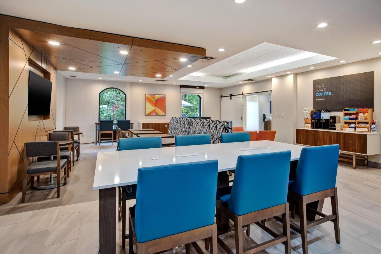 Holiday Inn Express Hotel & Suites Dover By Ihg Exteriör bild